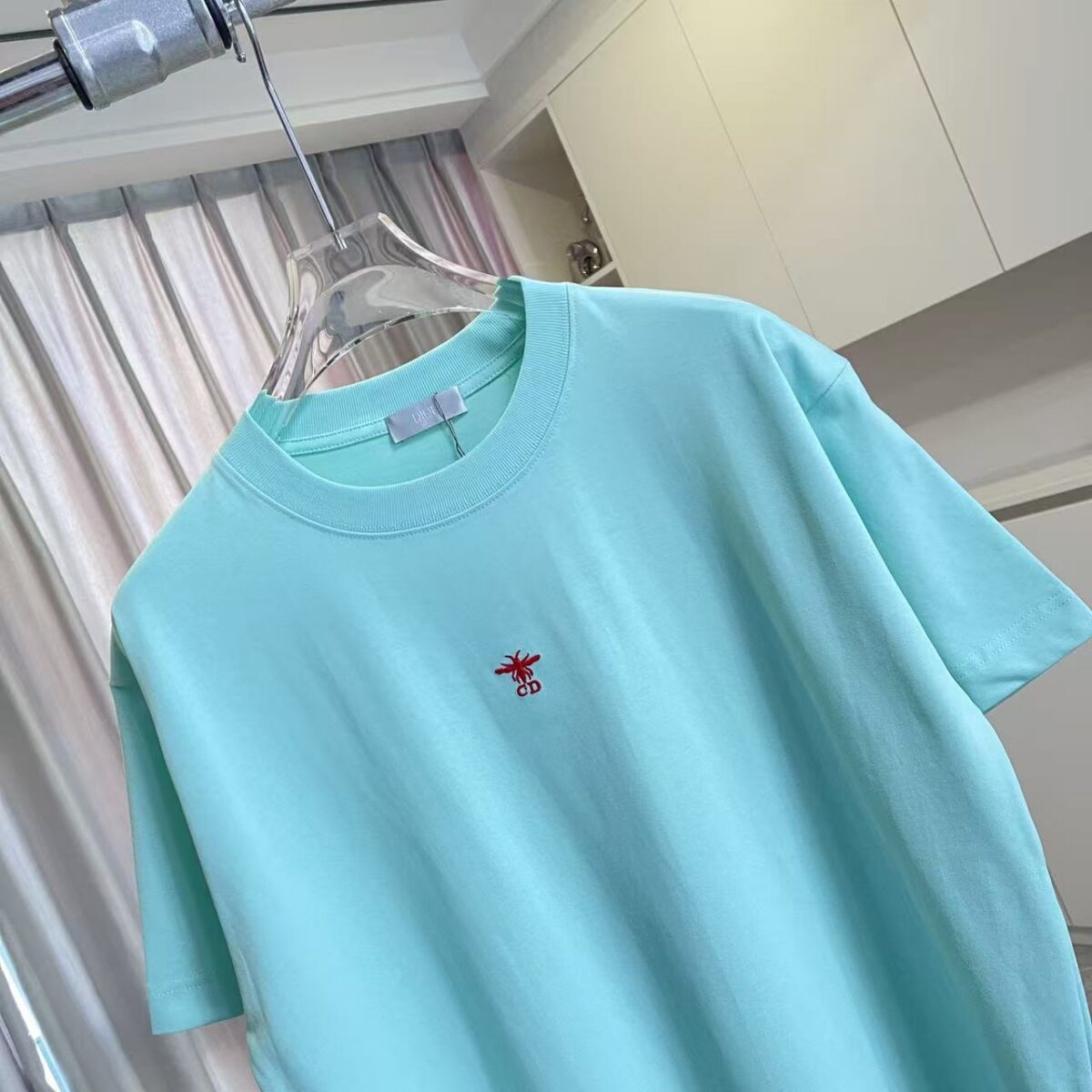 P75 Dio 迪奥2026夏季新款 个性字母logo绣花 短袖T恤 定制面料300g 男女同款 颜色：黑色 白色 绿色 紫色 尺码: S M L XL XXL 五个码