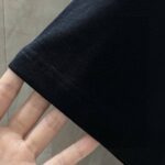 P70 品牌： 迪奥 (胖子福音)原单男士休闲短袖T恤，2026春夏新品，定制胸前顶级logo 工艺、搭配整件细节 品质及剪裁设计都堪称一流，定制进口丝光棉面料！型格十足，配色轻熟百搭。M-5XL(穿到220斤)