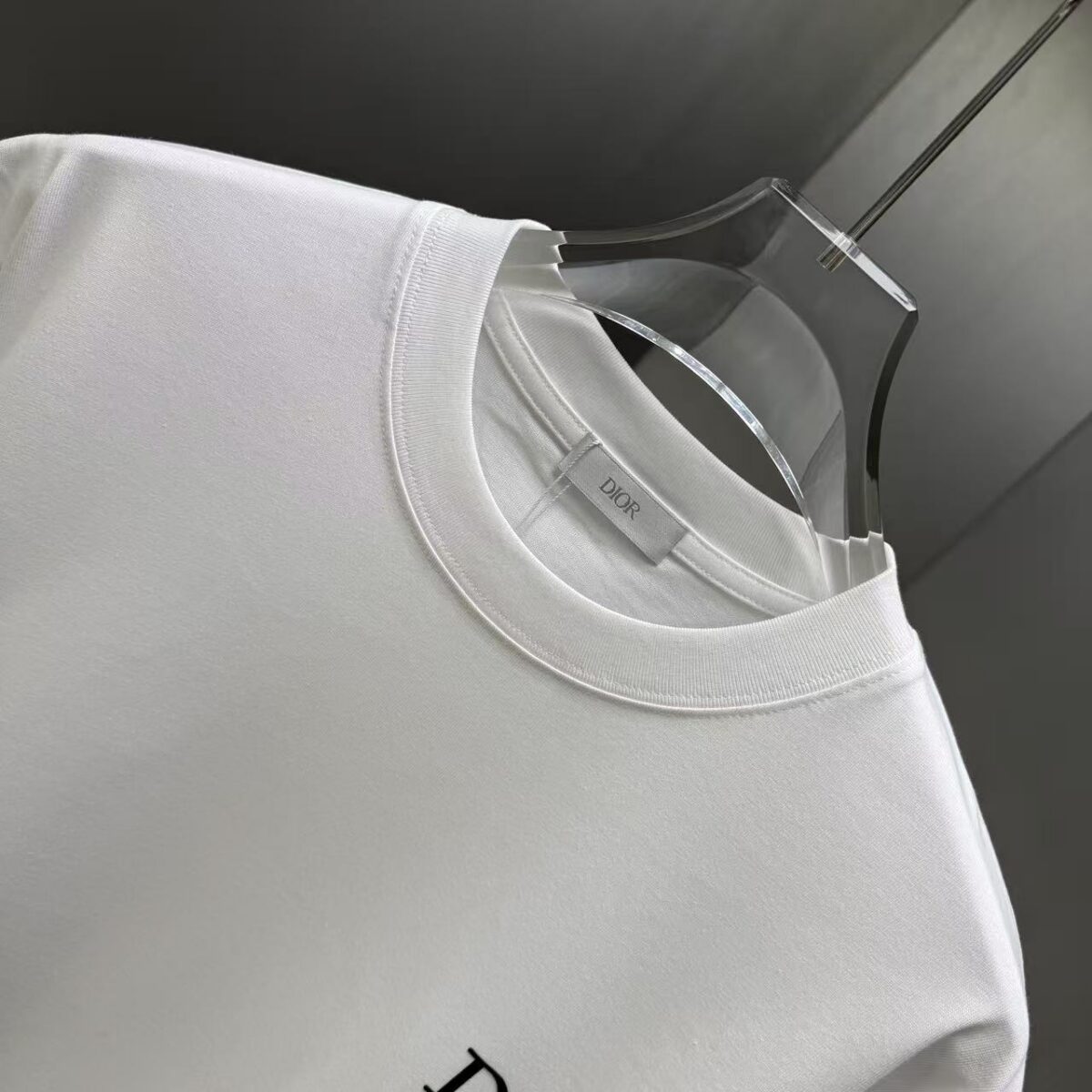 P70 Dior* 迪奥* 2026春夏新款短袖T恤 定制纯棉字母logo植绒 颜色：黑色 白色 棕色 深红 码数：S M L XL XXL