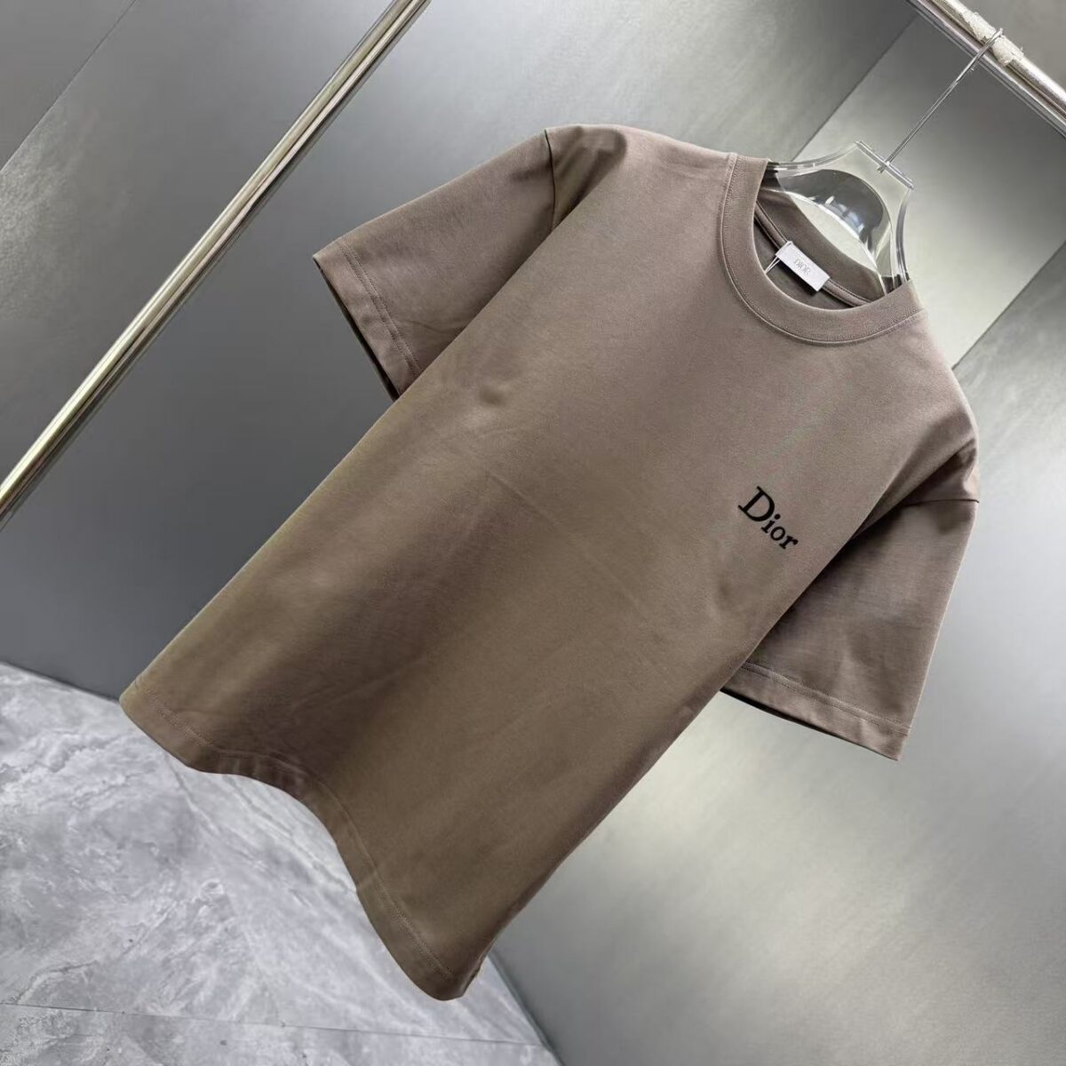 P70 Dior* 迪奥* 2026春夏新款短袖T恤 定制纯棉字母logo植绒 颜色：黑色 白色 棕色 深红 码数：S M L XL XXL
