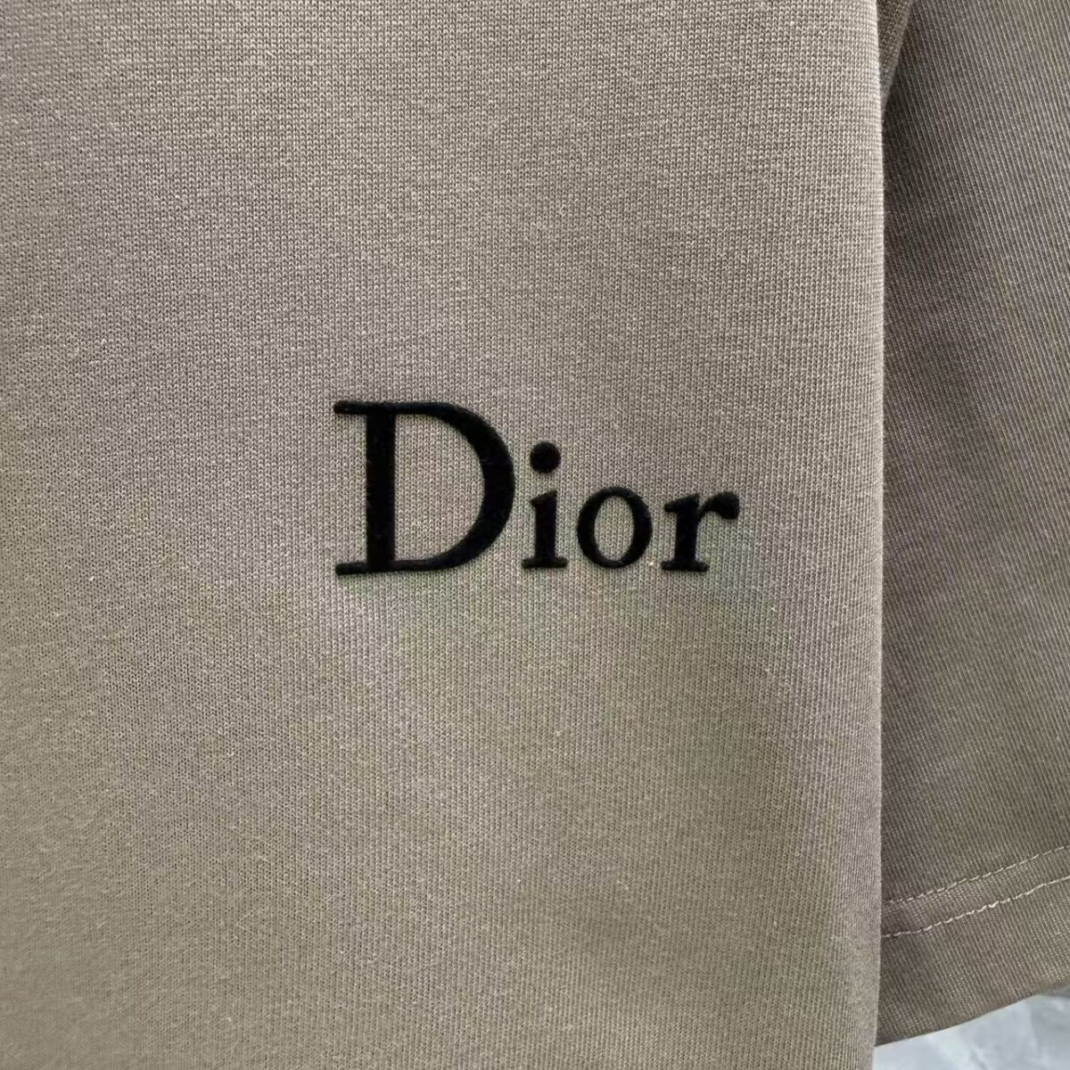P70 Dior* 迪奥* 2026春夏新款短袖T恤 定制纯棉字母logo植绒 颜色：黑色 白色 棕色 深红 码数：S M L XL XXL