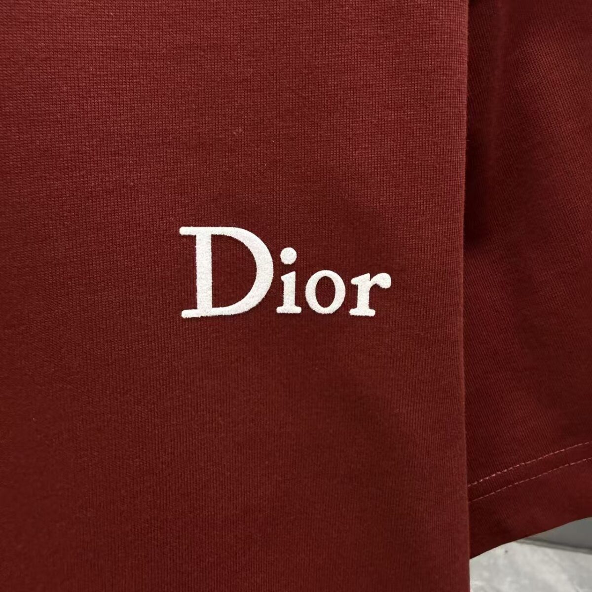 P70 Dior* 迪奥* 2026春夏新款短袖T恤 定制纯棉字母logo植绒 颜色：黑色 白色 棕色 深红 码数：S M L XL XXL