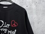 P70 【DIOR】迪奥 25ss 字母logoT恤短袖 重磅克重260g纯棉双纱面料 螺纹定织定染通肩拉条工艺增加衣物清洗寿命 触感舒适 品质上乘 全套辅料定制 三标齐全 上身超赞.宽松os版型 男女同款 各种身材都可轻松驾驭，值得入手的一件精品 认准版本。 尺码：XS-L