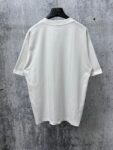 P70 【DIOR】迪奥 25ss 字母logoT恤短袖 重磅克重260g纯棉双纱面料 螺纹定织定染通肩拉条工艺增加衣物清洗寿命 触感舒适 品质上乘 全套辅料定制 三标齐全 上身超赞.宽松os版型 男女同款 各种身材都可轻松驾驭，值得入手的一件精品 认准版本。 尺码：XS-L