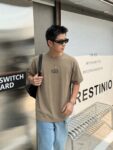 weigou_182550_7_62f59bfd36 P75 dio~迪奥cd胸前刺绣 《区别通货面料》双纱纯棉 短袖tee 上身十分舒适,男女同款半袖,落肩宽松版型 颜色: 黑色 白色 咖啡色 尺码:S(90-130斤) M(125-150斤) L(135-165斤) XL(160-190斤) XXL(185-220斤)