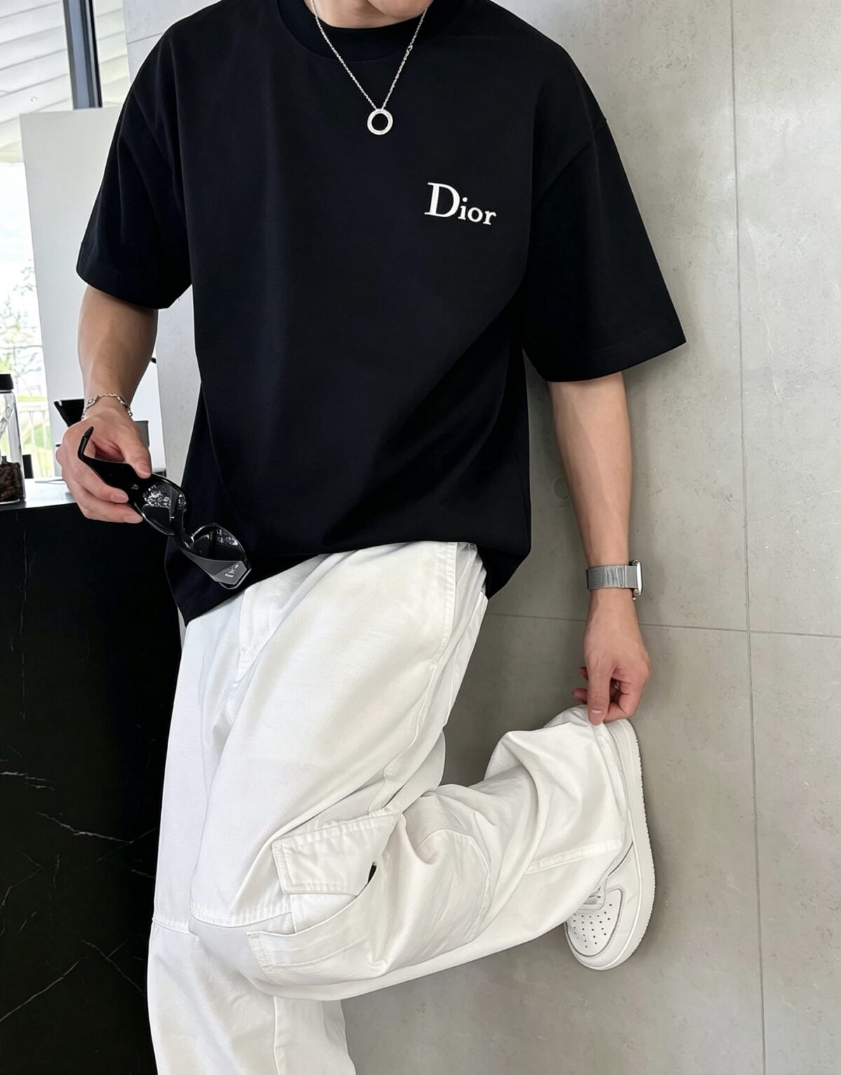 weigou_182848_7_9270c1147e P75 dio~ 迪奥字母签名刺绣,官方同款 《区别通货面料》 双纱纯棉,紧密纱线短袖tee上身十分舒适,男女同款半袖,落肩宽松版型 颜色: 黑色 白色 咖啡色 尺码:S(90-130斤) M(125-150斤) L(135-165斤) XL(160-190斤) XXL(185-220斤)