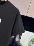 P65 DIOR迪奥 刺绣款 2026春夏经典圆领短袖T恤采用280克双纱精棉，衣服偏厚使整体高透气和柔软性，高版本，三标齐全！男女同款 颜色：白色 黑色 灰色 杏色 -尺码：S M L XL