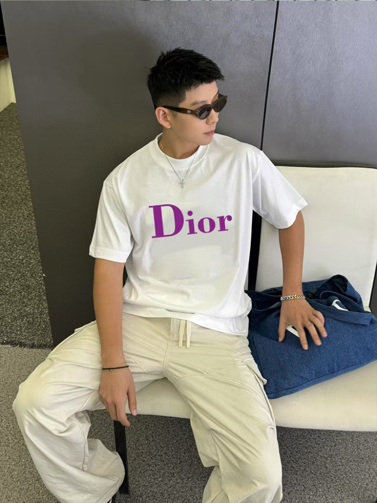 P75 DIOR迪奥2022SS春夏短袖T恤新款 字母印花设计，采用250克双股双纱索罗纳全棉面料，面料舒适，手感更加舒适，， 颜色: 白色 黑色 尺码: M-XXXL