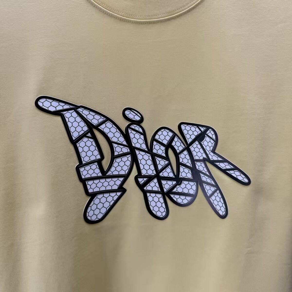 P75 Dior* 迪奥* 2026春夏新款短袖T恤 定制纯棉字母logo厚板 颜色：黑色 白色 巧色 黄色 码数：S M L XL XXL