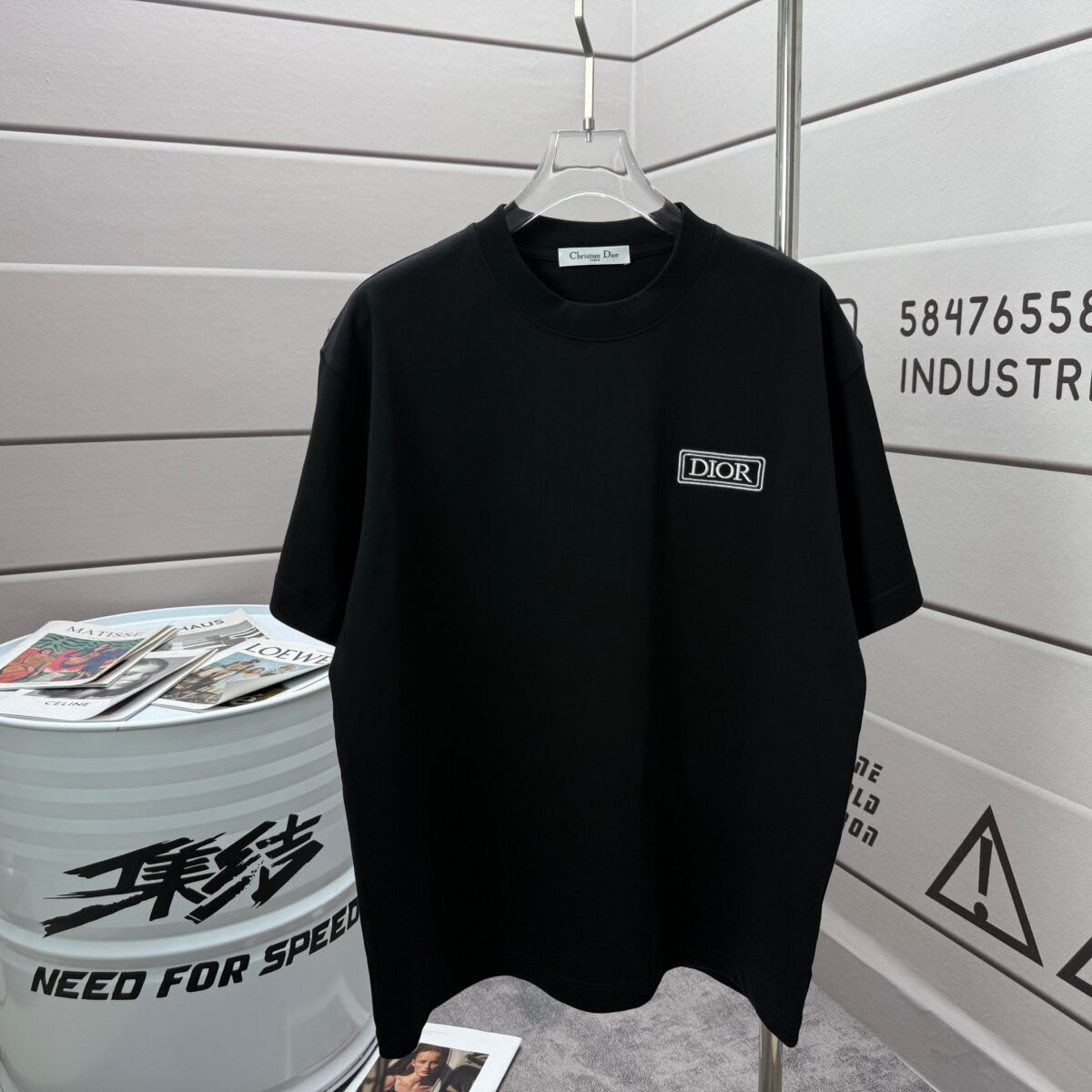P75 Dio* 克里斯蒂迪奥 2026春夏新款 经典字母简约刺绣工艺 简约大方 定制双纱平纹纯棉面料 短袖T恤 男女同款 颜色：黑色 白色 紫色 绿色 尺码： S （90-130斤） M （120-150斤） L （140-165斤） XL （160-180斤） XXL （180-210斤）