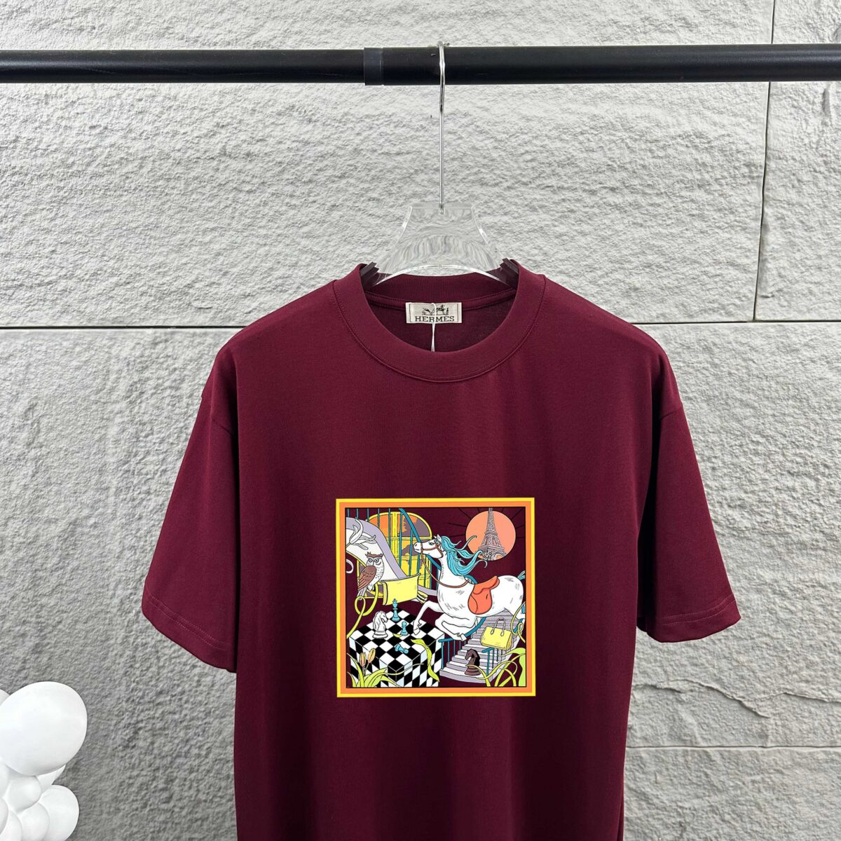weigou_189459_3_6bf2313abc P75 Herme*爱马仕* 2026春夏新款 马年大吉 经典烫画工艺 定制双纱平纹纯棉面料 短袖T恤 男女同款 颜色 :黑色 白色 安哥拉红色 尺码: S (90-130斤) M (120-150斤) L (140-165斤) XL (160-180斤) XXL (180-210斤)