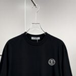 weigou_190208_4_87eab3a77e P75 CHANEL/香奈儿 经典logo刺绣 《区别通货面料》双纱纯棉上衣 7a抗菌短袖tee 上身十分舒适,男女同款半袖,落肩宽松版型 颜色: 黑色 白色 咖啡色 尺码:S(90-130斤) M(125-150斤) L(135-165斤) XL(160-190斤) XXL(185-220斤)