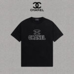 P70 Chanel/香奈儿 印花Logo百搭潮流圆领短袖T恤男女同款 吊牌 领标 水洗唛 三标齐全 尺码：S-XXL 颜色：黑色，白色