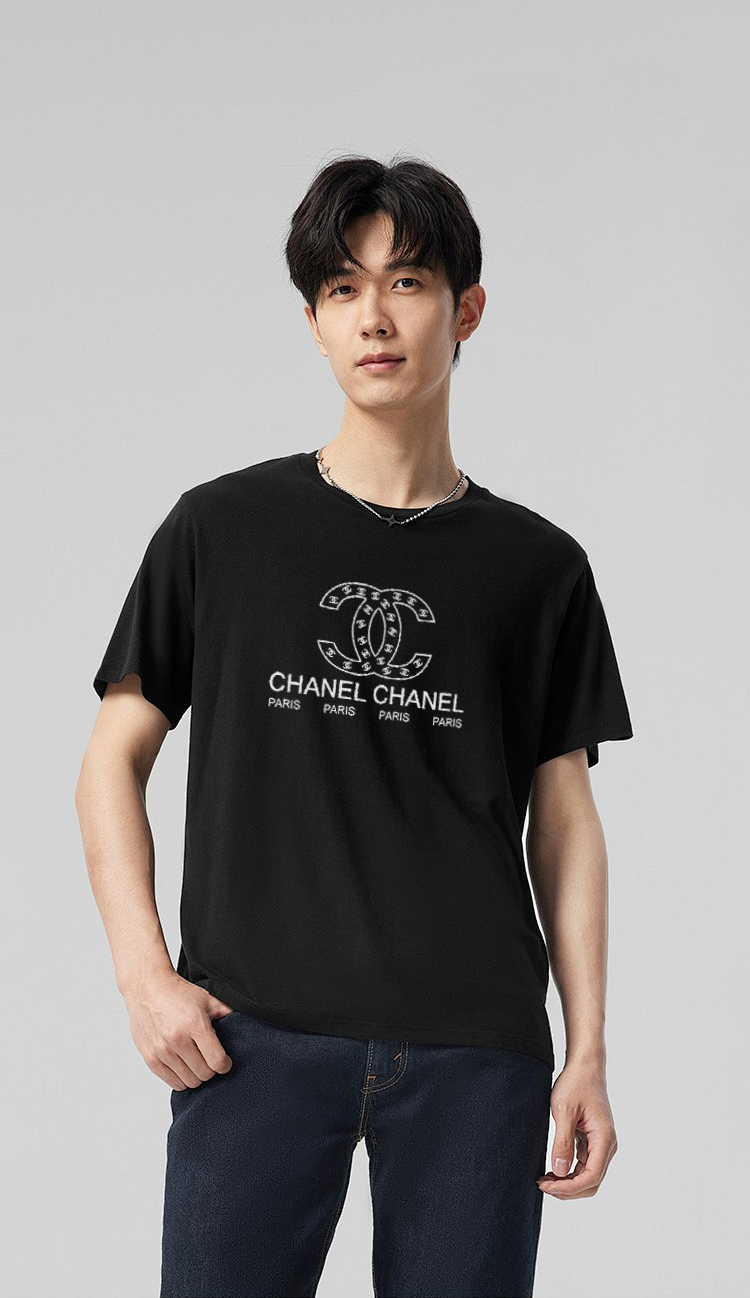 P70 Chanel/香奈儿 印花Logo百搭潮流圆领短袖T恤男女同款 吊牌 领标 水洗唛 三标齐全 尺码：S-XXL 颜色：黑色，白色