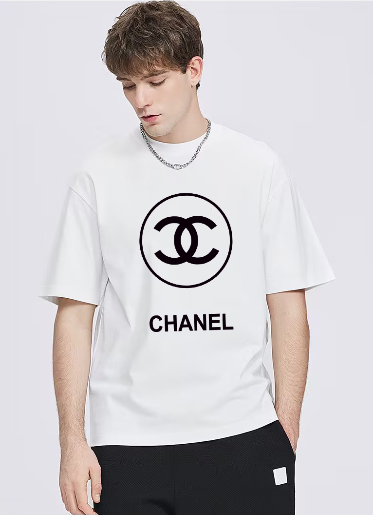 P70 Chanel/香奈儿 印花Logo百搭潮流圆领短袖T恤男女同款 吊牌 领标 水洗唛 三标齐全 尺码：S-XXL 颜色：黑色，白色