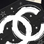 P85 CHANEL 香奈儿 新款 面料升级 300g纯棉 印花短袖T恤 颜色：黑色 白色尺码：XS~L - 副本 (18)