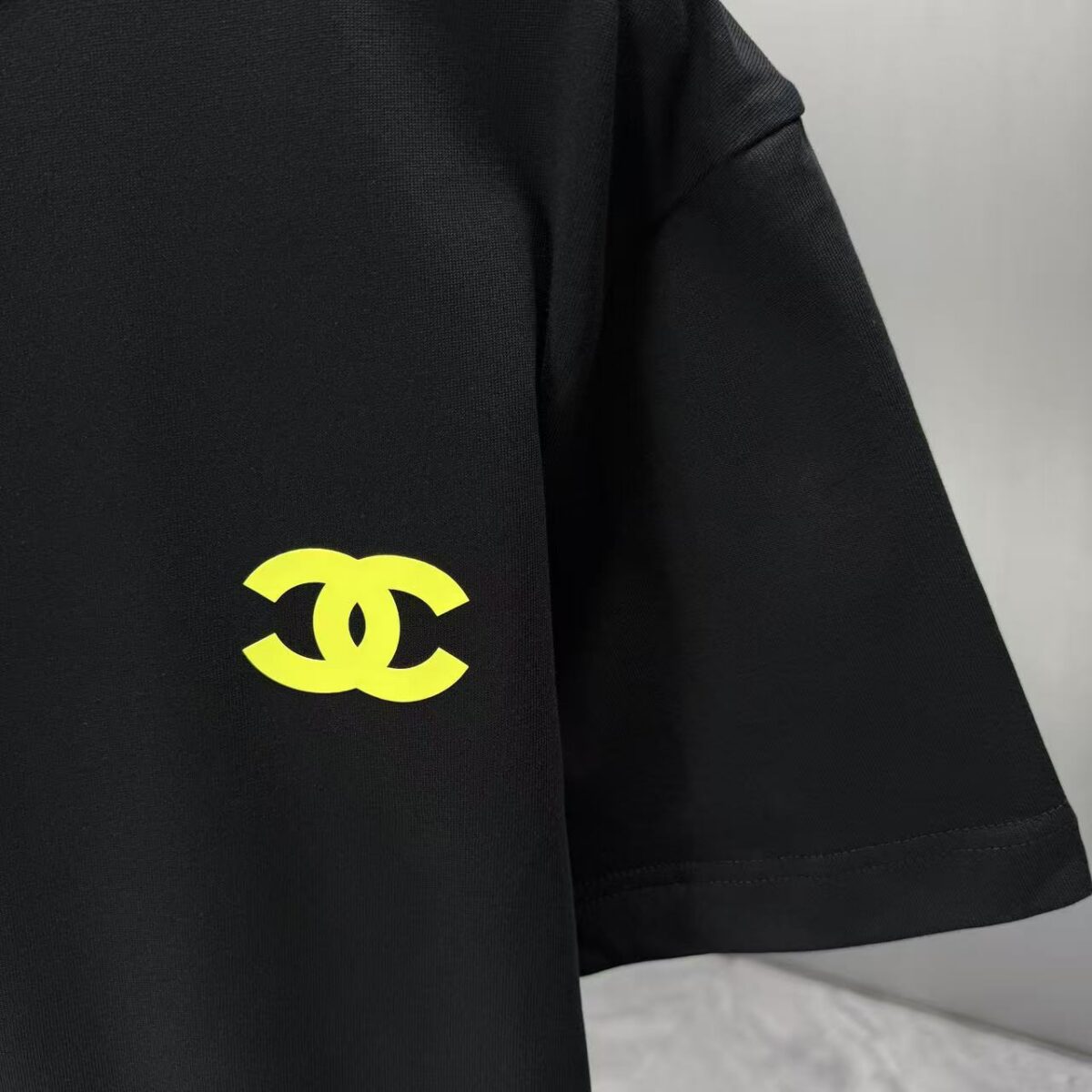 P75 CHANEL* 香奈儿* 2026春夏新款短袖T恤 定制纯棉字母logo 厚板 颜色：黑色 白色 深蓝 深红 码数：S M L XL XXL