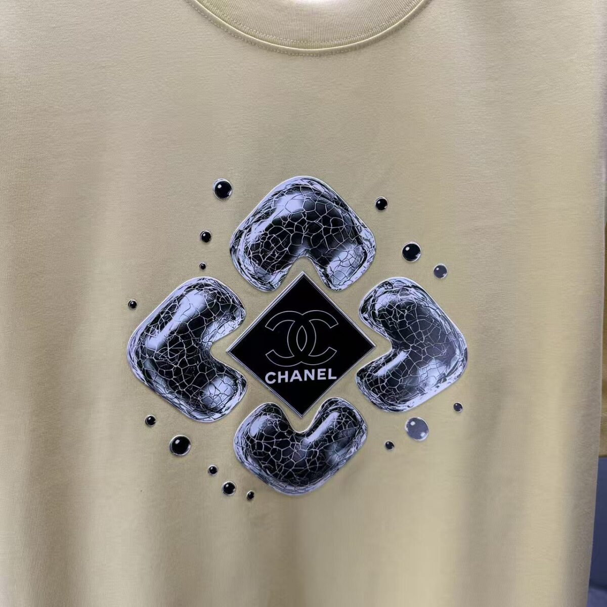 P75 CHANEL* 香奈儿* 2026春夏新款短袖T恤 定制纯棉字母logo 厚板 颜色：黑色 白色 黄色 深红 码数：S M L XL XXL