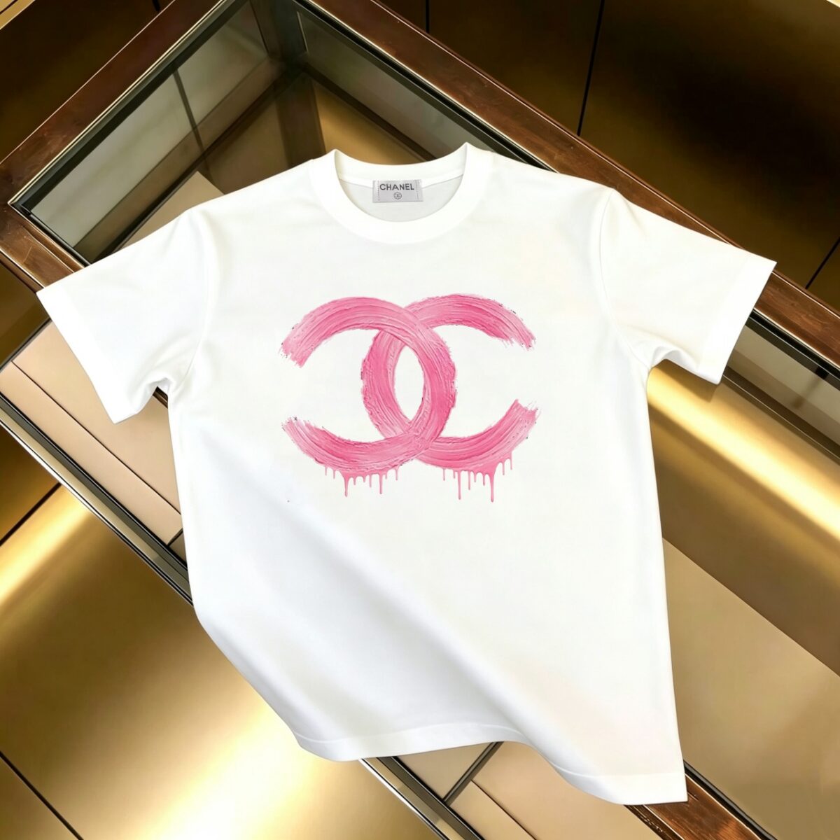 P85 CHANEL 香奈儿 新款 面料升级 300g纯棉 印花短袖T恤 颜色：黑色 白色尺码：XS~L - 副本 (23)