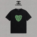 P70 Chanel/香奈儿 印花Logo百搭潮流圆领短袖T恤男女同款 吊牌 领标 水洗唛 三标齐全 尺码：S-XXL 颜色：黑色，白色