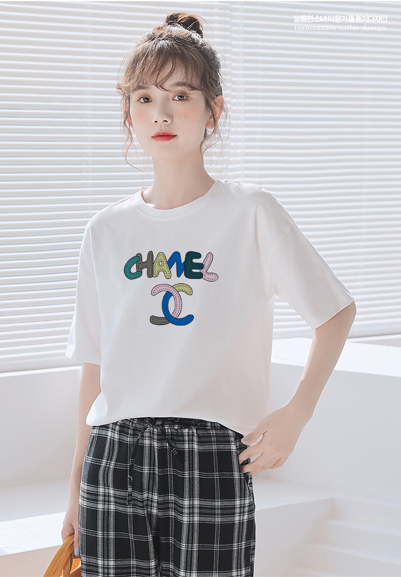 P70 Chanel/香奈儿 印花Logo百搭潮流圆领短袖T恤男女同款 吊牌 领标 水洗唛 三标齐全 尺码：S-XXL 颜色：黑色，白色