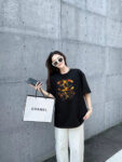 P70 Chanel/香奈儿 印花Logo百搭潮流圆领短袖T恤男女同款 吊牌 领标 水洗唛 三标齐全 尺码：S-XXL 颜色：黑色，白色