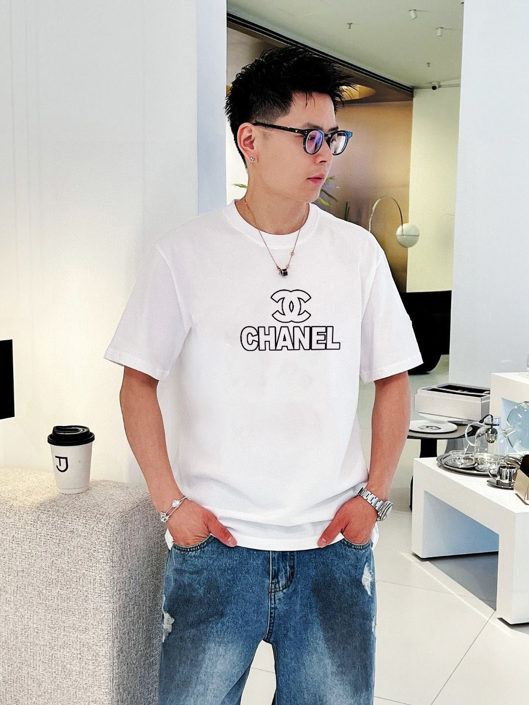 P70 Chanel/香奈儿 印花Logo百搭潮流圆领短袖T恤男女同款 吊牌 领标 水洗唛 三标齐全 尺码：S-XXL 颜色：黑色，白色