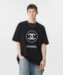 P70 Chanel/香奈儿 印花Logo百搭潮流圆领短袖T恤男女同款 吊牌 领标 水洗唛 三标齐全 尺码：S-XXL 颜色：黑色，白色