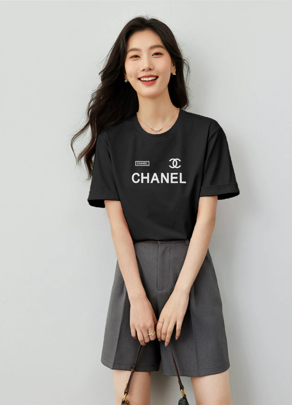P70 Chanel/香奈儿 印花Logo百搭潮流圆领短袖T恤男女同款 吊牌 领标 水洗唛 三标齐全 尺码：S-XXL 颜色：黑色，白色