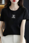 P70 Chanel/香奈儿 印花Logo百搭潮流圆领短袖T恤男女同款 吊牌 领标 水洗唛 三标齐全 尺码：S-XXL 颜色：黑色，白色