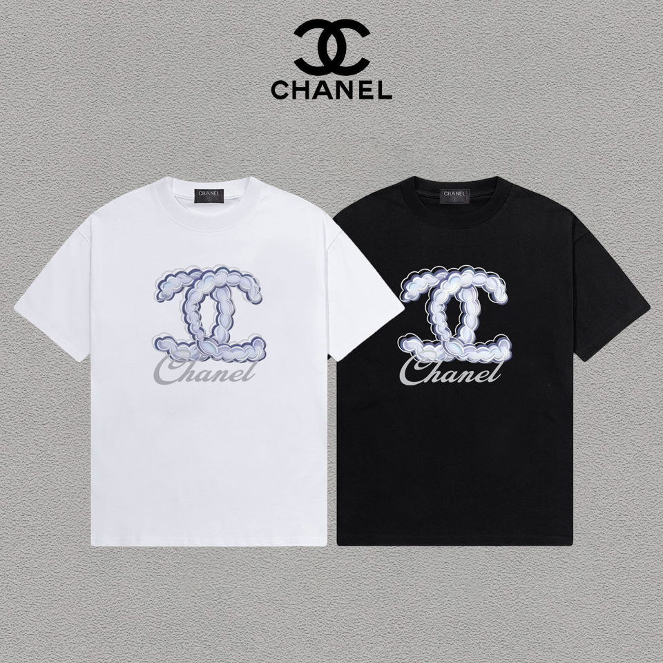 P70 Chanel/香奈儿 印花Logo百搭潮流圆领短袖T恤男女同款 吊牌 领标 水洗唛 三标齐全 尺码：S-XXL 颜色：黑色，白色