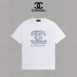 P70 Chanel/香奈儿 印花Logo百搭潮流圆领短袖T恤男女同款 吊牌 领标 水洗唛 三标齐全 尺码：S-XXL 颜色：黑色，白色