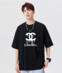 P70 Chanel/香奈儿 印花Logo百搭潮流圆领短袖T恤男女同款 吊牌 领标 水洗唛 三标齐全 尺码：S-XXL 颜色：黑色，白色