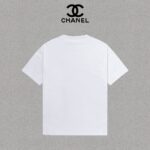 P70 Chanel/香奈儿 印花Logo百搭潮流圆领短袖T恤男女同款 吊牌 领标 水洗唛 三标齐全 尺码：S-XXL 颜色：黑色，白色