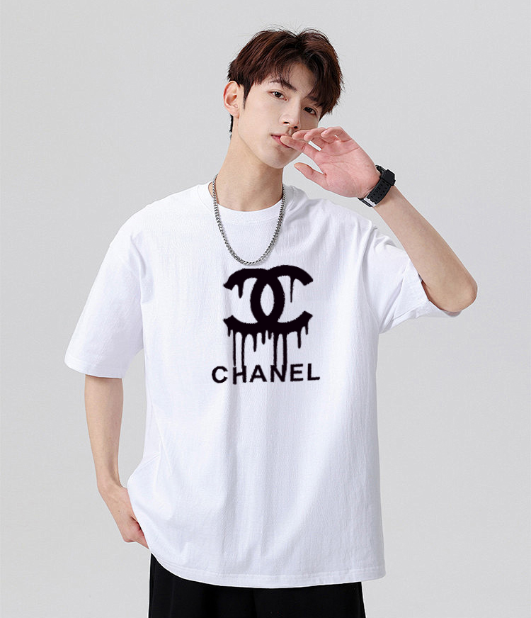 P70 Chanel/香奈儿 印花Logo百搭潮流圆领短袖T恤男女同款 吊牌 领标 水洗唛 三标齐全 尺码：S-XXL 颜色：黑色，白色