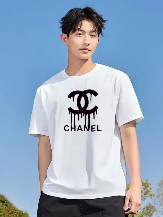 P70 Chanel/香奈儿 印花Logo百搭潮流圆领短袖T恤男女同款 吊牌 领标 水洗唛 三标齐全 尺码：S-XXL 颜色：黑色，白色