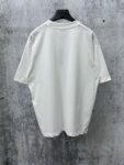 P70 【CHanel】香奈儿压胶logo情侣款短袖T恤 面料260g双沙纯棉 手感非常舒服 时尚又个性 超级百搭好看的一款T恤 男女都非常合适 人手必备款 包装 吊牌 领标 水洗麦 齐全👍 颜色：黑色、白色 尺码：XS- L