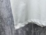 P70 【CHanel】香奈儿26ss logo情侣款短袖T恤 面料260g双沙纯棉 手感非常舒服 时尚又个性 超级百搭好看的一款T恤 男女都非常合适 人手必备款 包装 吊牌 领标 水洗麦 齐全👍 颜色：黑色、白色 尺码：XS- L