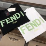weigou_192235_1_4e7de9c7fd P75 💥 FENDI 芬迪 夏季新款圆领短袖T恤!270克重磅高端纯棉面料,手感质感都极完美!修身裁剪设计干净利落!时尚又好看!走线做工非常精致!版型效果超赞!而且透气性能超强!任何年龄阶段都可轻松驾驭,男士衣橱里必备的单品。 颜色: 米白 黑色 码数:M-3XL (下单请报身高体重)