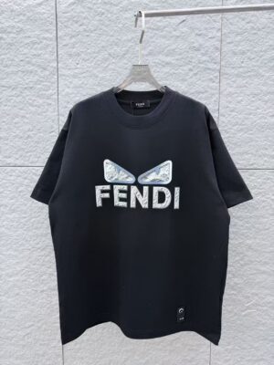 P80 FEN 2026秋冬新款 3D立体硅胶 360克圆领短袖 实物很棒 男女同款宽松版 尺码S M L XL XXL 五个码 黑色 白色 棕色