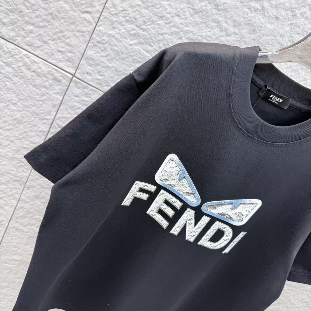 P80 FEN 2026秋冬新款 3D立体硅胶 360克圆领短袖 实物很棒 男女同款宽松版 尺码S M L XL XXL 五个码 黑色 白色 棕色