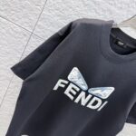 P80 FEN 2026秋冬新款 3D立体硅胶 360克圆领短袖 实物很棒 男女同款宽松版 尺码S M L XL XXL 五个码 黑色 白色 棕色