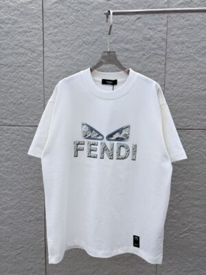 P80 FEN 2026秋冬新款 3D立体硅胶 360克圆领短袖 实物很棒 男女同款宽松版 尺码S M L XL XXL 五个码 黑色 白色 棕色