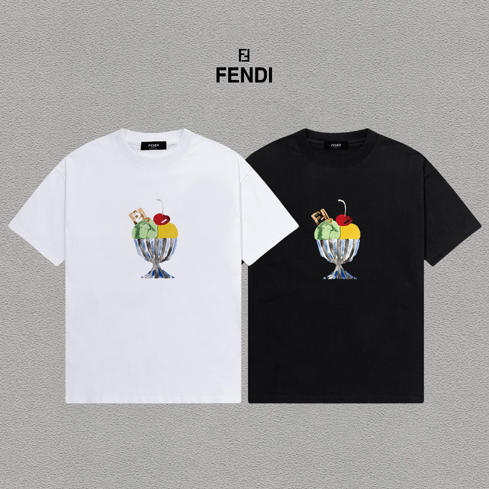 P70 Fendi/芬迪 印花Logo百搭潮流短袖T恤男女同款 吊牌 领标 水洗唛 三标齐全 定织定染280克精梳棉面料 尺码：S-XXL 颜色：黑色，白色