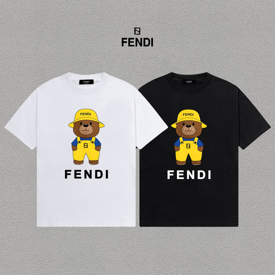 P70 Fendi/芬迪 印花Logo百搭潮流短袖T恤男女同款 吊牌 领标 水洗唛 三标齐全 定织定染280克精梳棉面料 尺码：S-XXL 颜色：黑色，白色