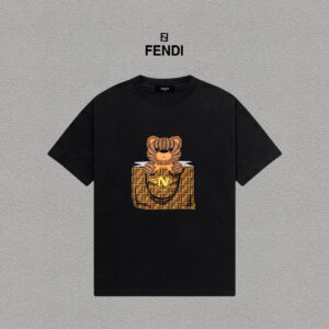 weigou_193072_0_977e168f74 P70 Fendi/芬迪 印花Logo百搭潮流短袖T恤男女同款 吊牌 领标 水洗唛 三标齐全 定织定染280克精梳棉面料 尺码:S-XXL 颜色:黑色,白色