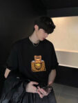 P70 Fendi/芬迪 印花Logo百搭潮流短袖T恤男女同款 吊牌 领标 水洗唛 三标齐全 定织定染280克精梳棉面料 尺码：S-XXL 颜色：黑色，白色