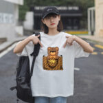 P70 Fendi/芬迪 印花Logo百搭潮流短袖T恤男女同款 吊牌 领标 水洗唛 三标齐全 定织定染280克精梳棉面料 尺码：S-XXL 颜色：黑色，白色