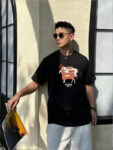 P70 Fendi/芬迪 印花Logo百搭潮流短袖T恤男女同款 吊牌 领标 水洗唛 三标齐全 定织定染280克精梳棉面料 尺码：S-XXL 颜色：黑色，白色