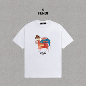 weigou_193195_0_fa79cd26b2 P70 Fendi/芬迪 印花Logo百搭潮流短袖T恤男女同款 吊牌 领标 水洗唛 三标齐全 定织定染280克精梳棉面料 尺码:S-XXL 颜色:黑色,白色